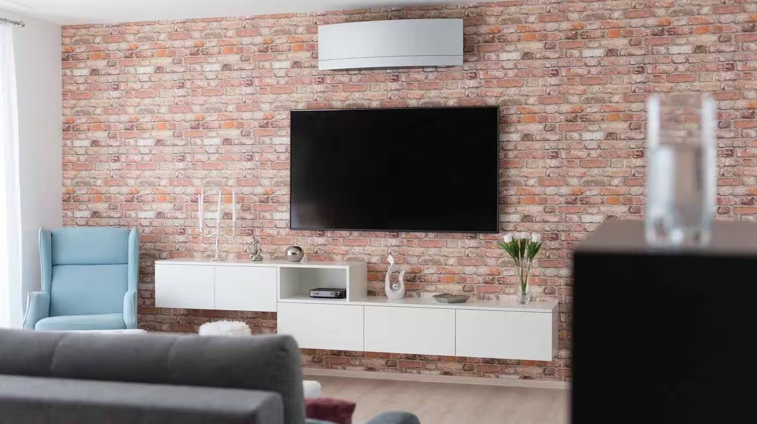 Game On! Exploring Outdoor TV Mount for Brick in Sports Bars and Pubs